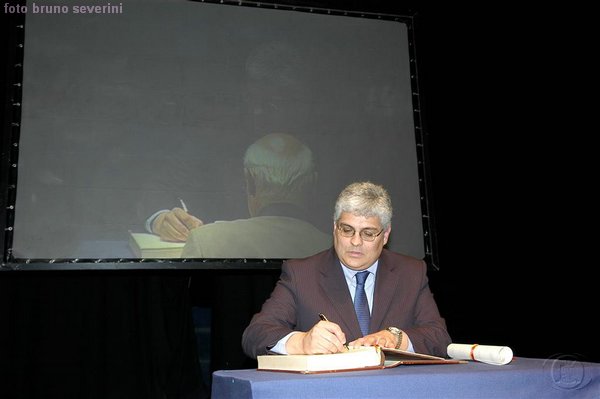 cb 142.jpg