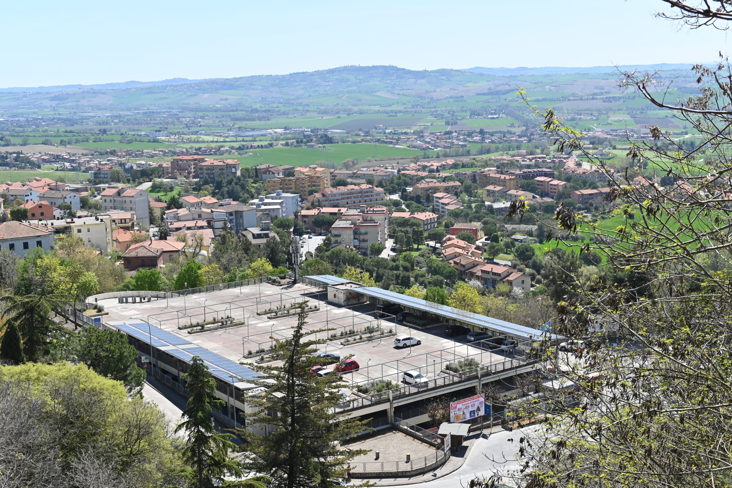 Al momento stai visualizzando Maxi-Parcheggio gratuito per residenti zona Piazza Dante e limitrofe